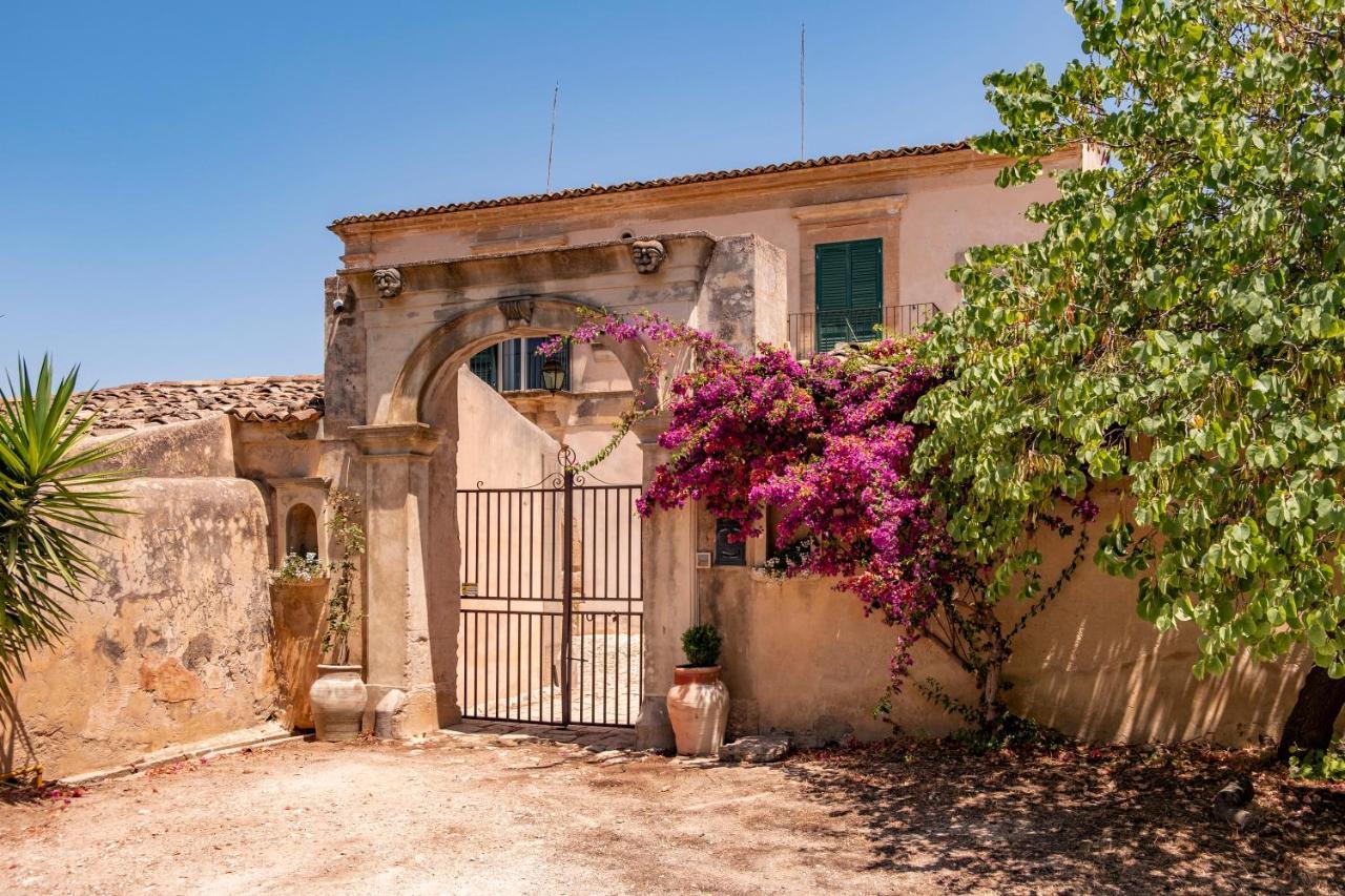Villa Zottopera - Dimora Di Sicilia Chiaramonte Gulfi Exterior photo